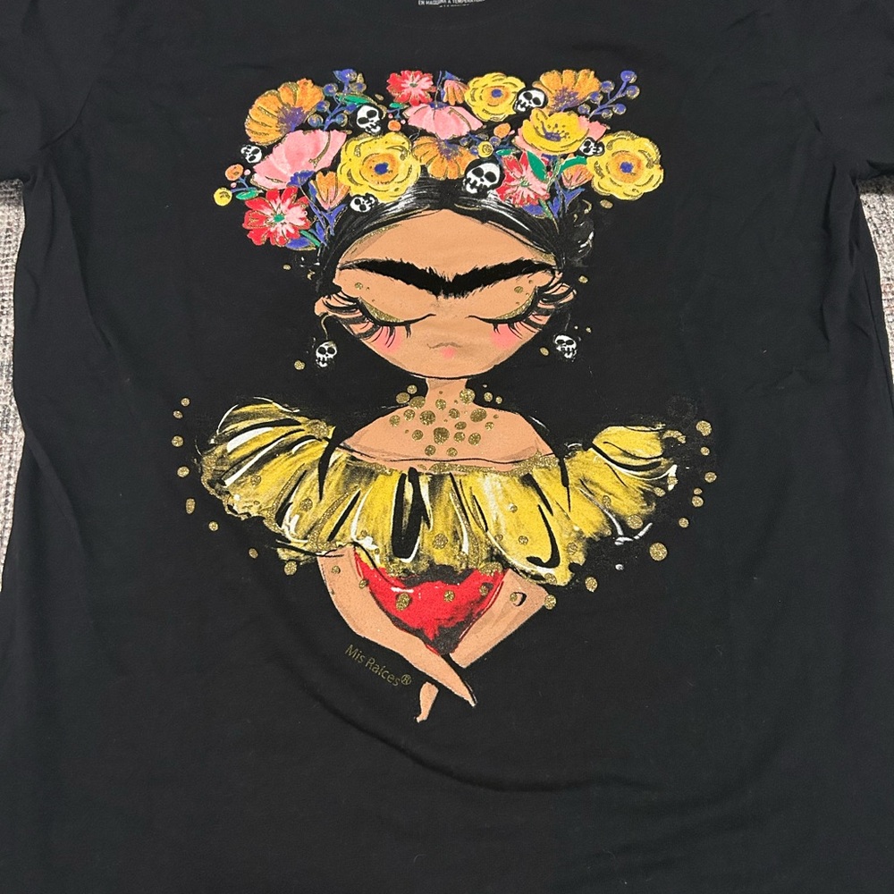 Frida Kahlo Graphic Tee from Mexico - Picture 2 of 4